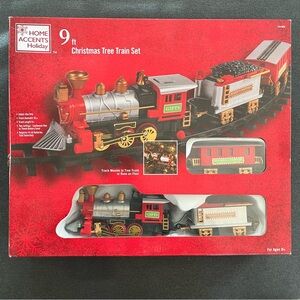 Home Accents Holiday Red and Gold Train Set